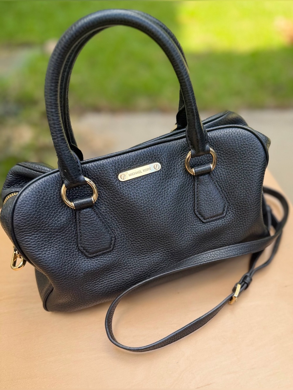 Michael Kors Black Pebbled Leather Crossbody Satchel Gold Tone Zip Top Handles - Picture 12 of 12